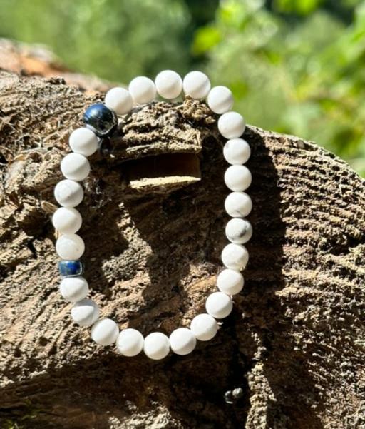 Howlite, 6mm bead gemstone bracelet